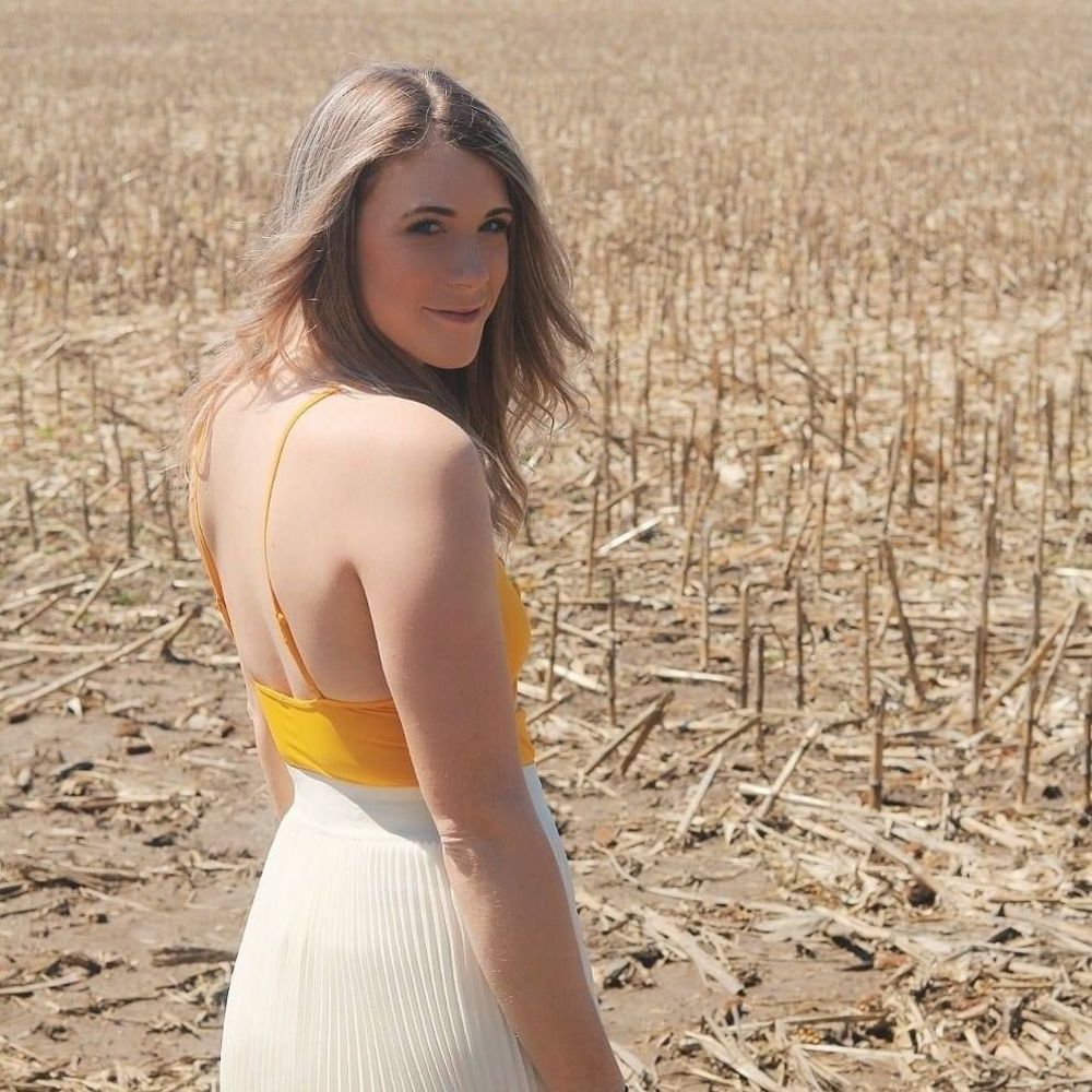 Meet your Posher, Rebecca